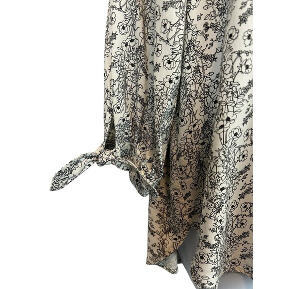 Jane and Delancy Rayon Tunic Top  Women's L  Black Floral  3/4-Sleeve Pull-over - Picture 6 of 9